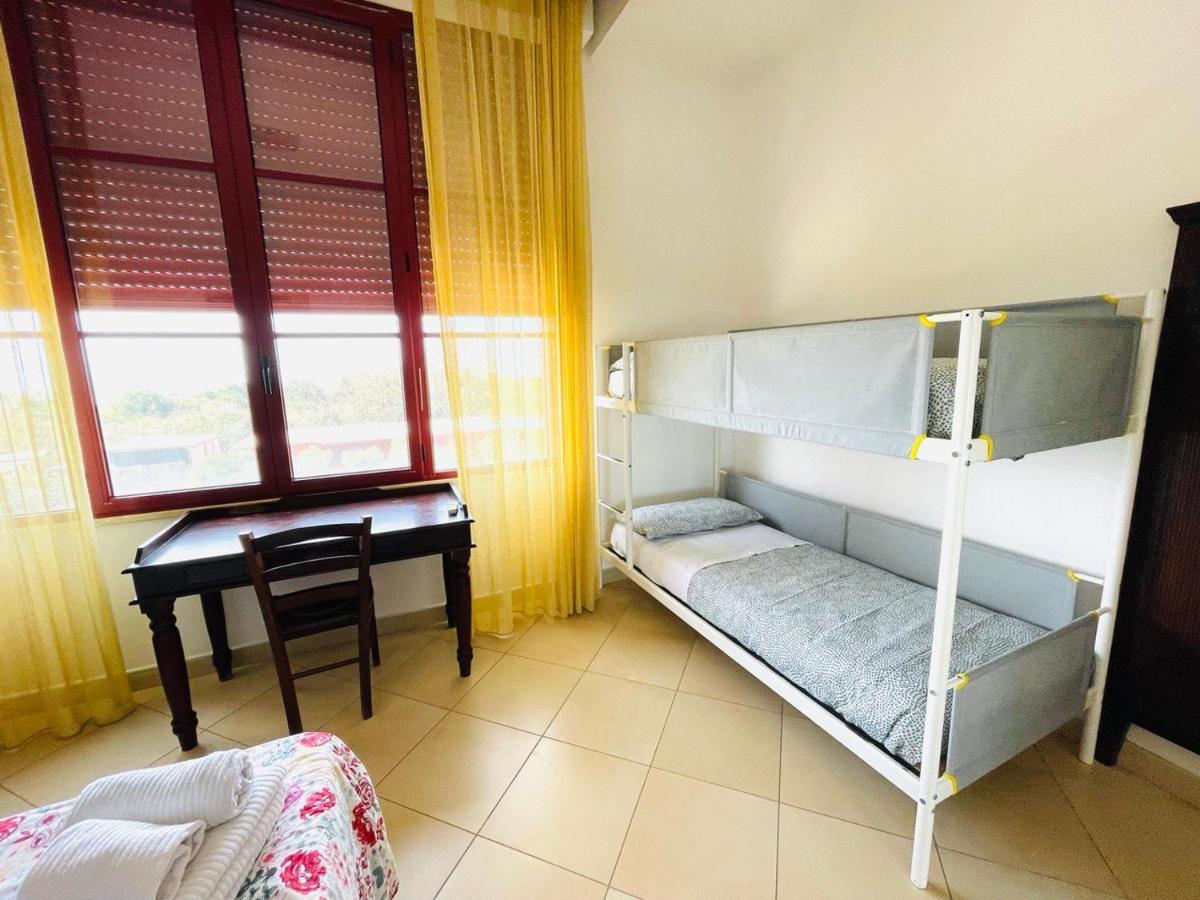 Regina Beach Holiday Apartments Tirrenia Bagian luar foto