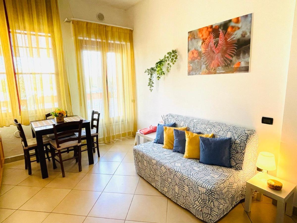 Regina Beach Holiday Apartments Tirrenia Bagian luar foto