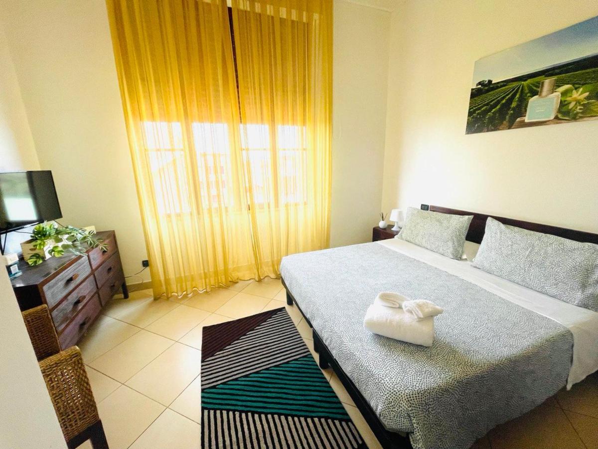 Regina Beach Holiday Apartments Tirrenia Bagian luar foto